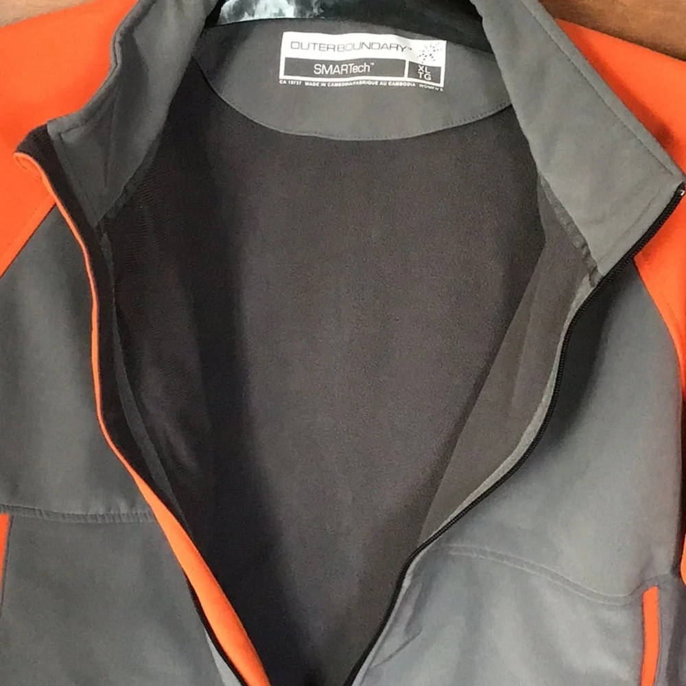 Men’s Jacket - Picture 4 of 9